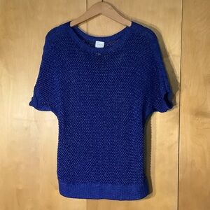 Chico’s royal blue short sleeved sweater, size large